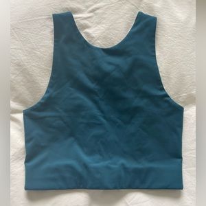 Cropped activewear top